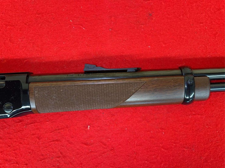 henry-repeating-arms-h001v-lever-action-rifle-.17-hmr-image-8