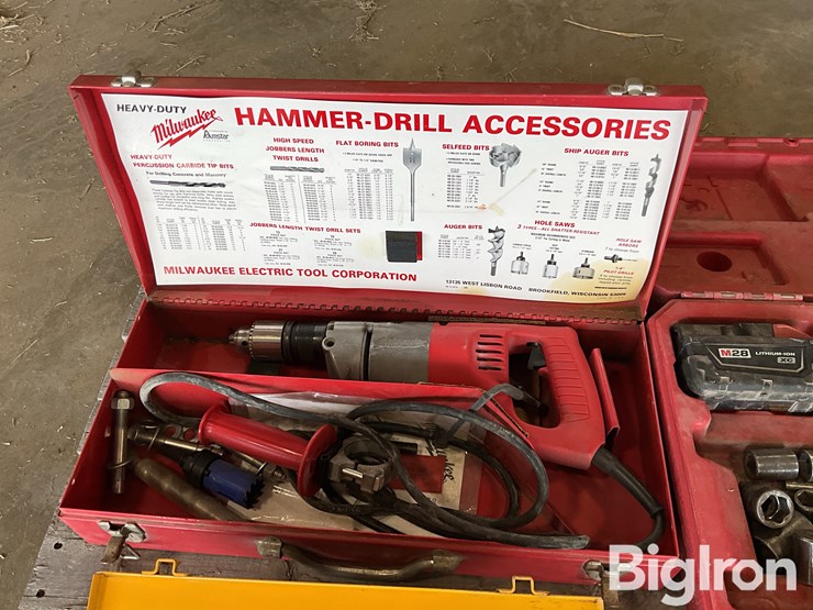 milwaukee-drill-impact-&-heavy-duty-hammer-image-11