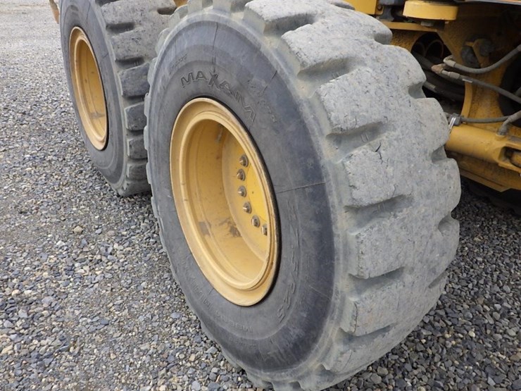 2016-deere-772gp-image-55