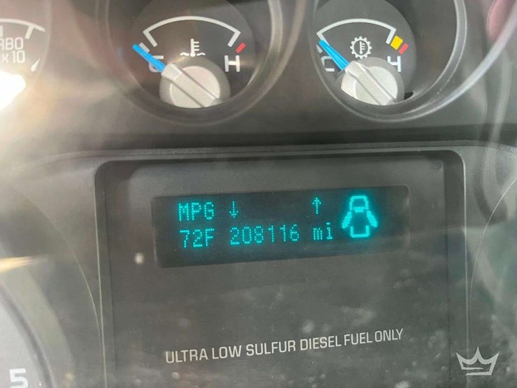 2012-ford-f550-image-3