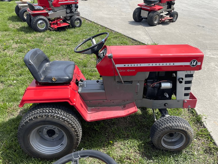 1974-massey-ferguson-14-image-6
