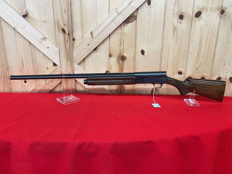 browning-light-twelve-semi-auto-shotgun-12-gauge-image-2