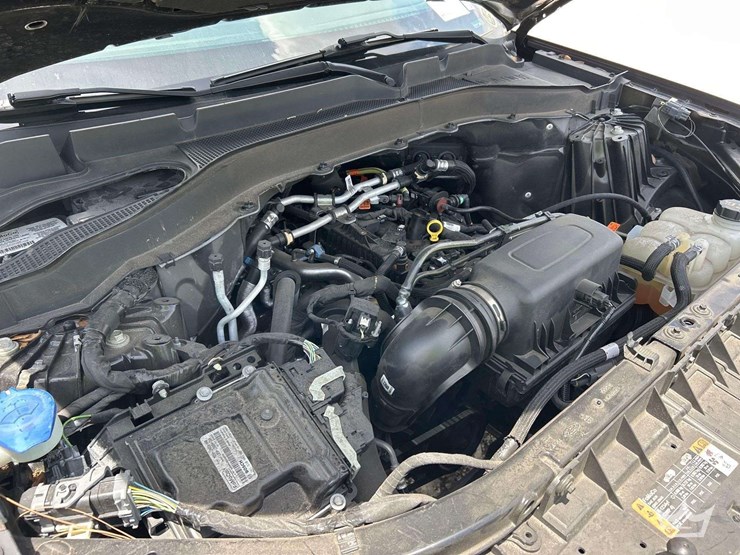 2022-ford-explorer-image-8