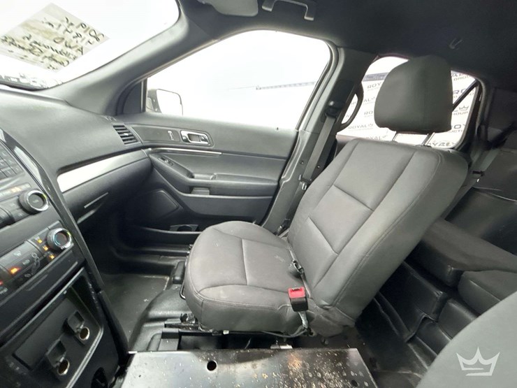 2019-ford-explorer-image-20
