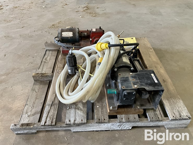 john-blue-21630-&-inject-o-meter-fertigation-pumps-image-4