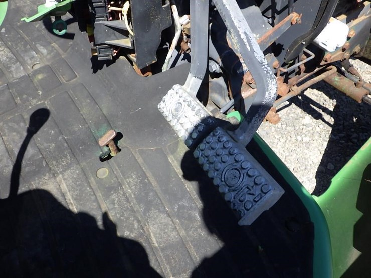 john-deere-4600-image-17