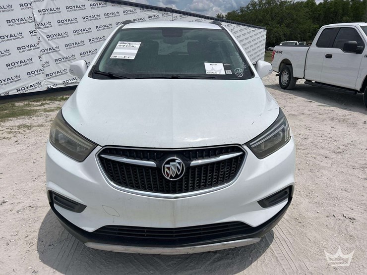 2017-buck-encore-suv-image-26