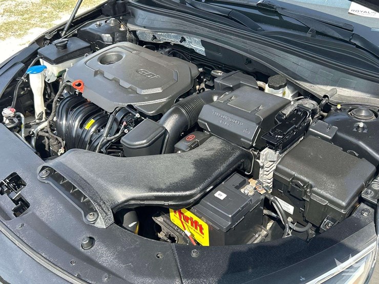 2019-kia-optima-sedan-image-9