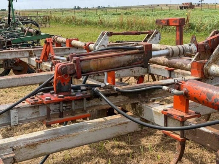 22’-graham-hoeme-chisel-image-32