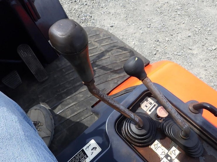 kubota-r420st-wheel-loader-image-35