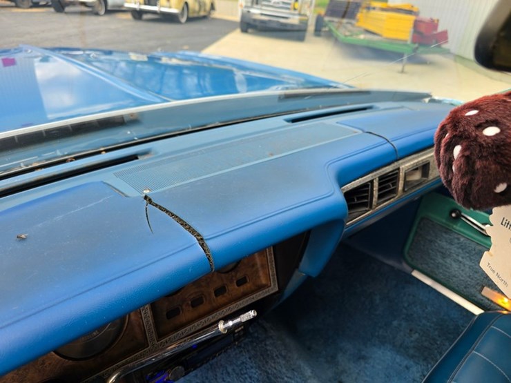 #36-•-1975-dodge-charger-daytona-se-image-46