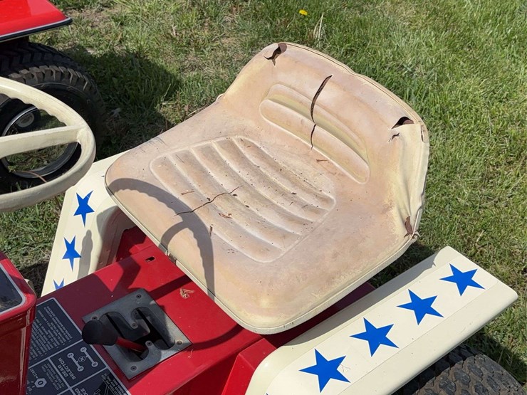 1975-cub-cadet-76-“spirit-of-‘76”-image-22