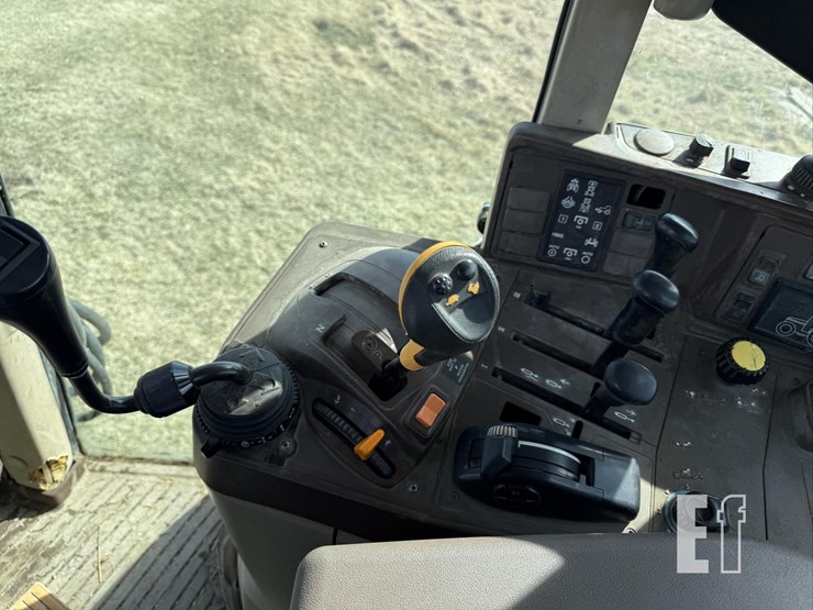2005-john-deere-7420-image-49