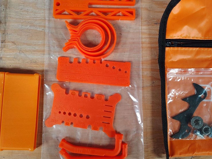 neotec-ncs5800-gas-chainsaw-kit-–-25:1-fuel-mix-–-20"-&-18"-bars-(unassembled)-(new/unused)-image-11