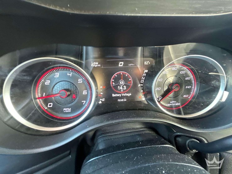 2019-dodge-charger-sedan-image-17