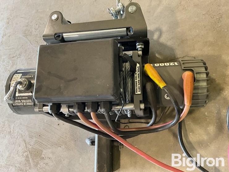 badlands-12,000lb-trailer-mounted-winch-image-14