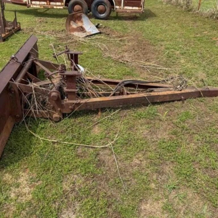 7 1/2’ Porky Dozer Blade Attachment