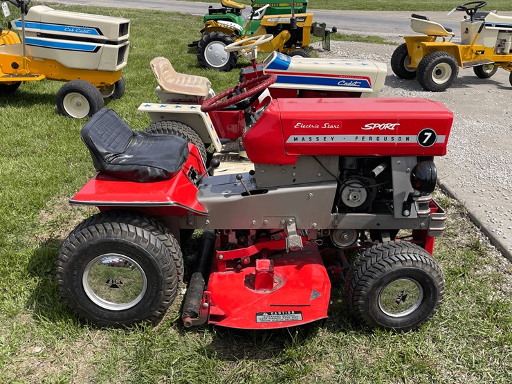 1971-massey-ferguson-7-image-6