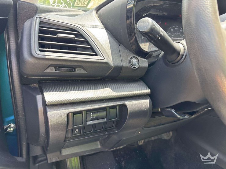 2019-subaru-impreza-awd-sedan-image-13