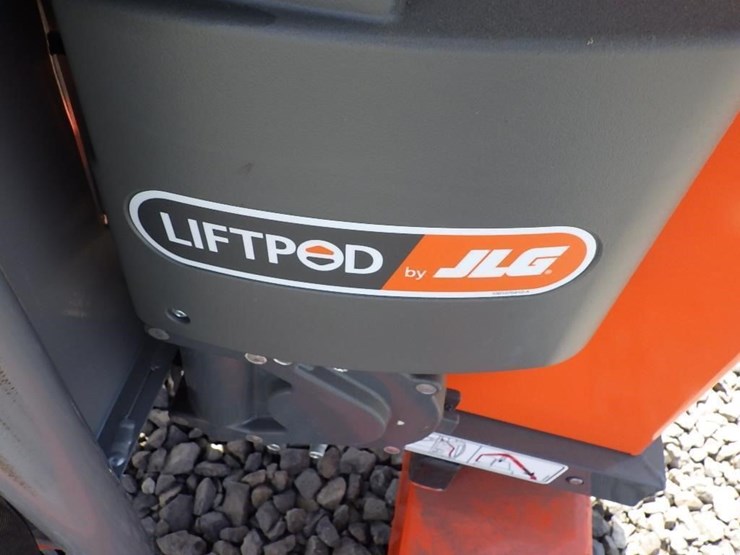 jlg-liftpod-image-5