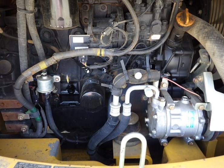 2012-john-deere-60d-image-9