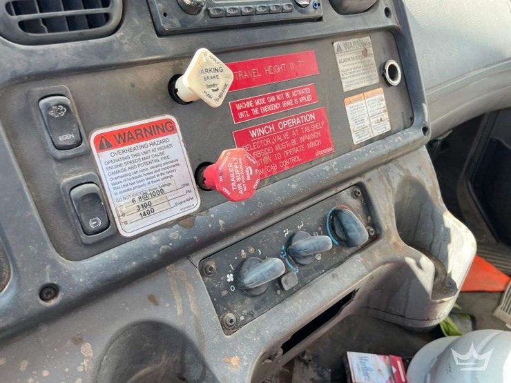 freightliner-m2-106-image-22