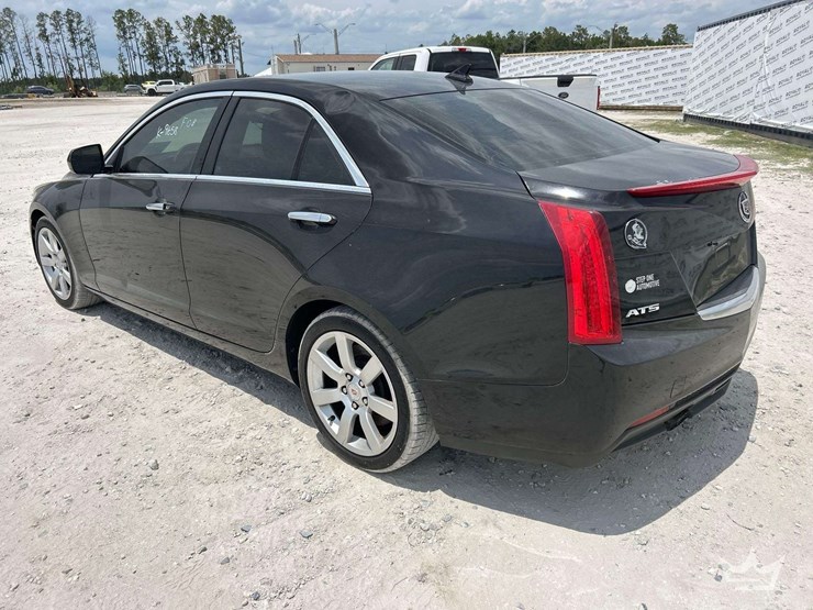 2014-cadillac-ats-sedan-image-4