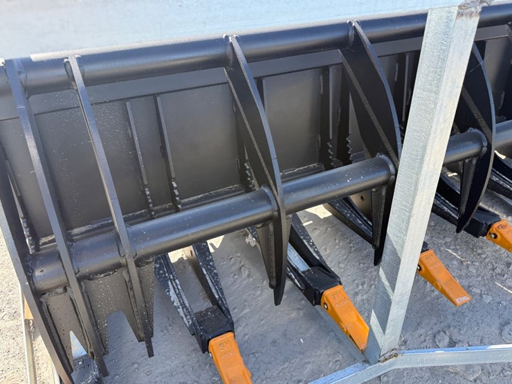 #2098-•-unused-76"-skid-steer-grass-fork-grapple-inv#-47782-image-6