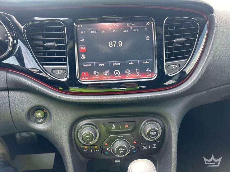 2014-dodge-dart-sedan-image-7