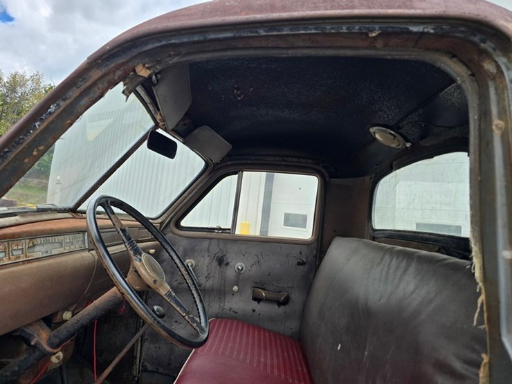 #31-•-1948-studebaker-m15-pick-up-truck-image-42