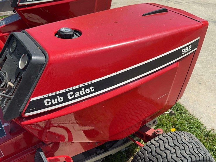 1980-international-cub-image-23