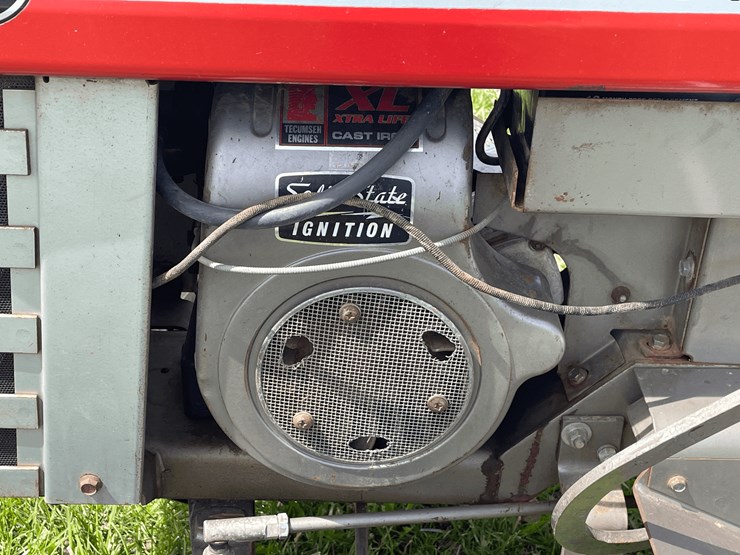 1972-massey-ferguson-12-image-13