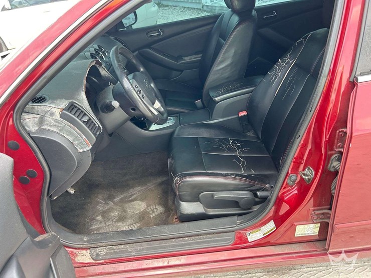 2007-nissan-altima-sedan-image-10