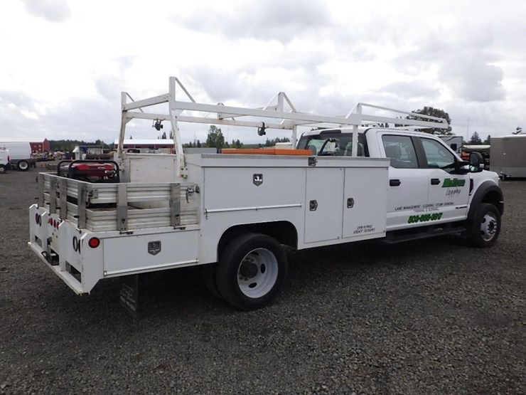 2020-ford-f550-image-5