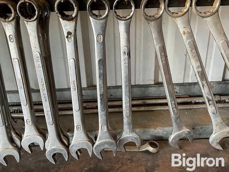 shop-built-workbench-&-tools-image-11