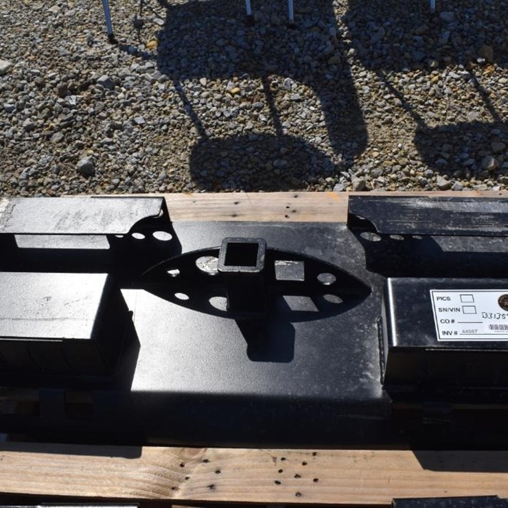 SKID STEER RECEIVER HITCH PLATE ATTACHMENT 44987