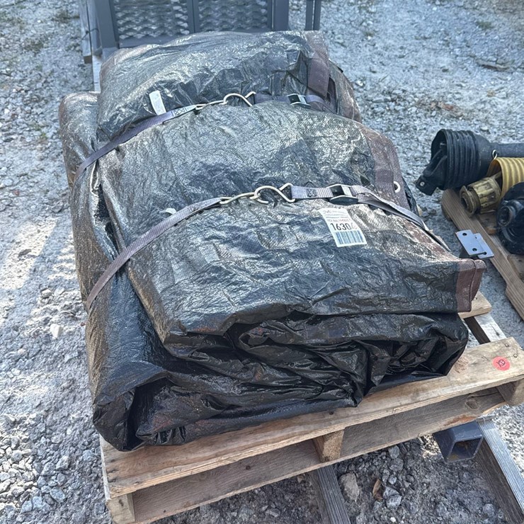 PALLET OF TARPS