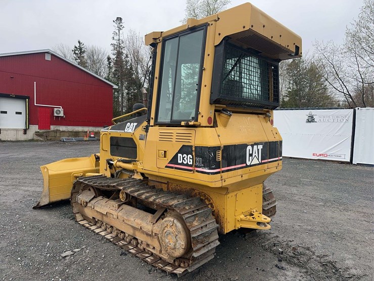 2006-caterpillar-d3g-xl-image-7