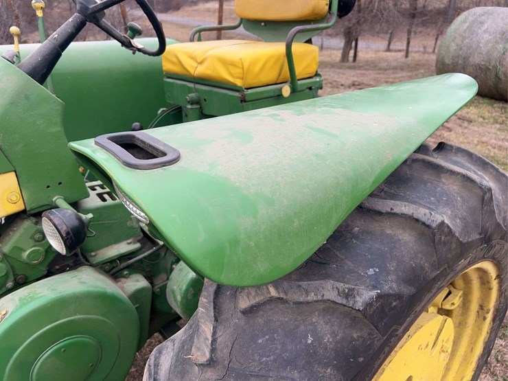john-deere-530-image-50