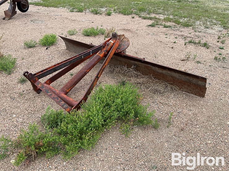 johnson-m-8-8’-3-pt-blade-image-1
