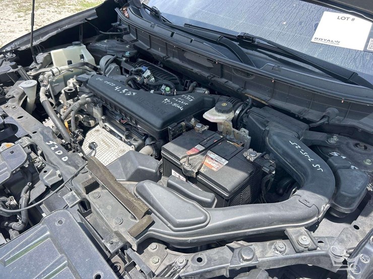 2018-nissan-rogue-image-8