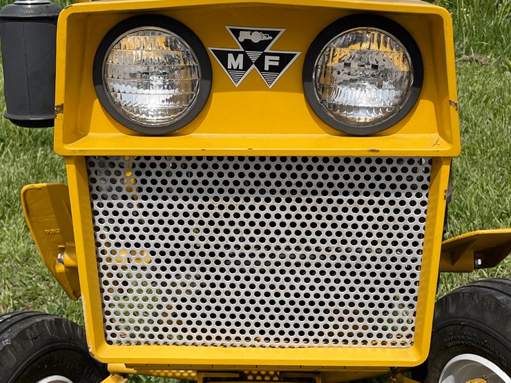 massey-ferguson-executive-image-22