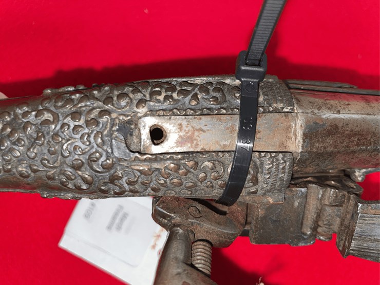 flintlock-miquelet-pistol-with-ornate-metalwork-image-11