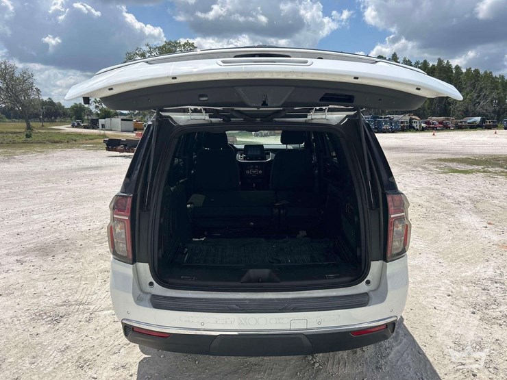 2024-chevrolet-tahoe-image-19