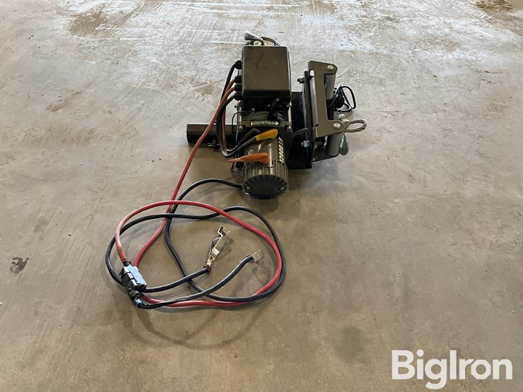 badlands-12,000lb-trailer-mounted-winch-image-4