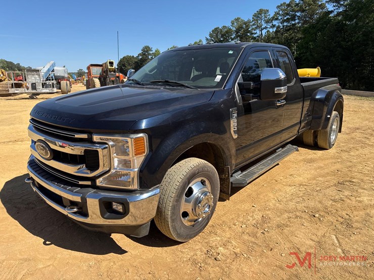 ford-f350-xlt-image-4