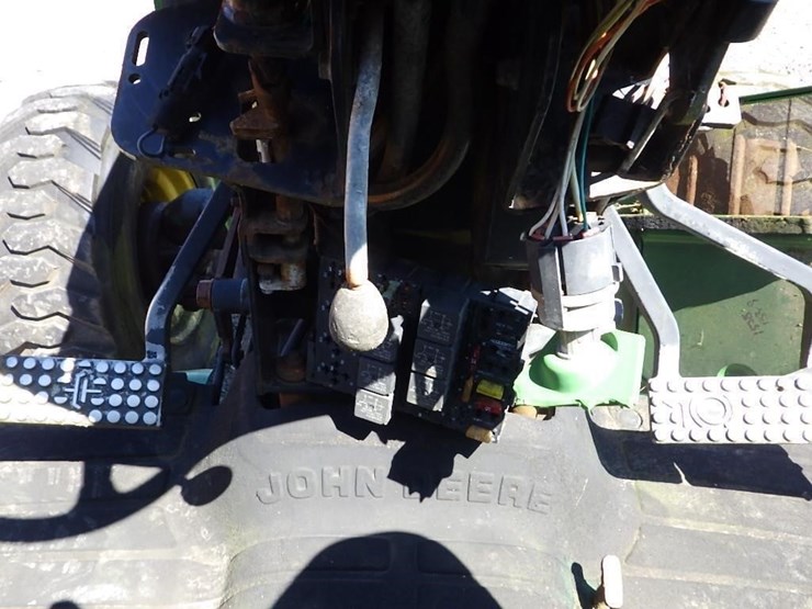 john-deere-4600-image-30