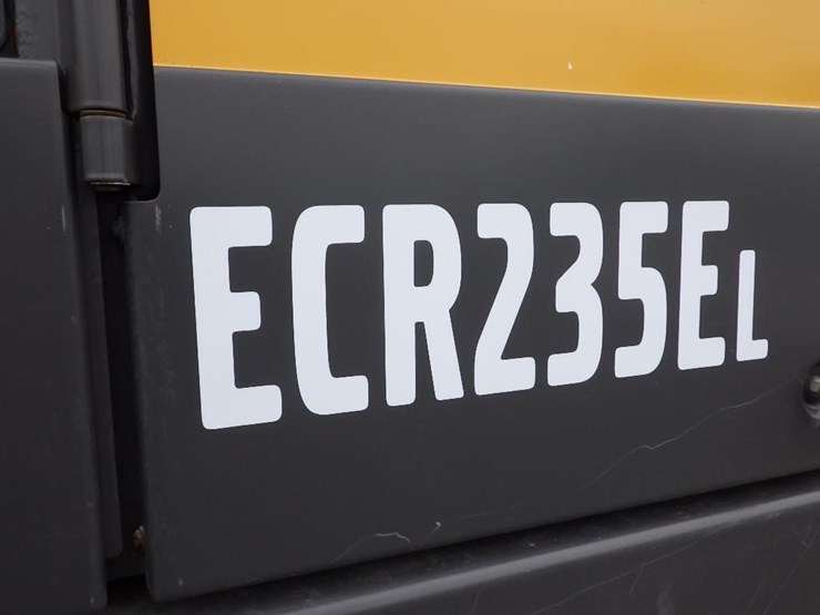 2018-volvo-ecr235el-image-43