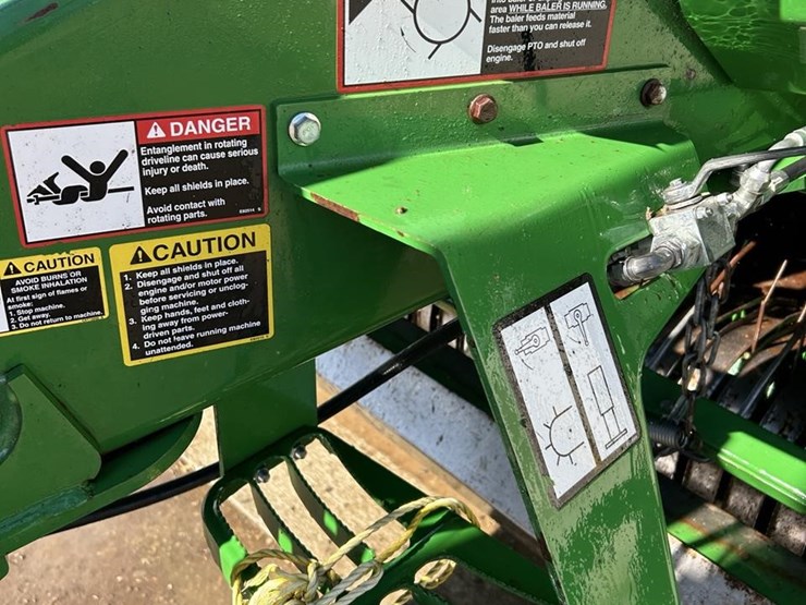 2016-john-deere-l340-image-51