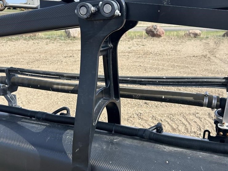 2020-john-deere-r4045-image-119
